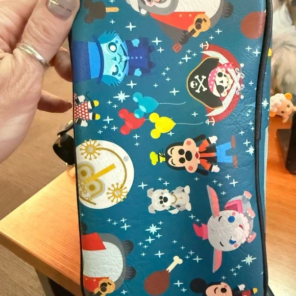 Loungefly Disney Parks Character Mini Backpack Disney World / Disneyland Hatbox - Picture 4 of 4